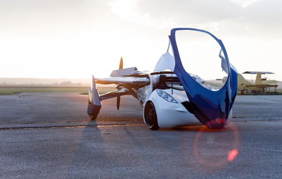  AeroMobil 3.0 2014 года  (фото 9 из 18)